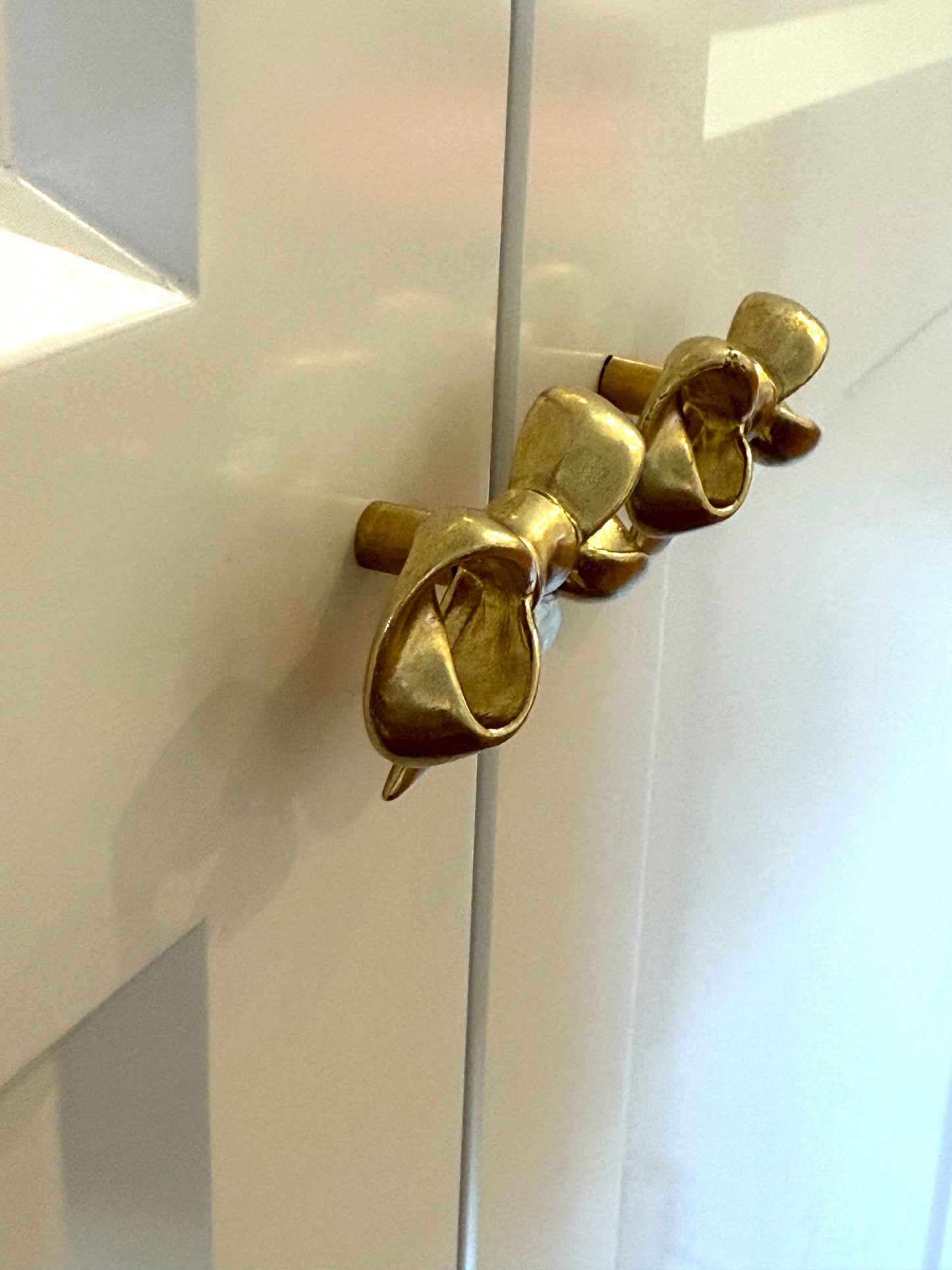 BRASS BOW KNOB