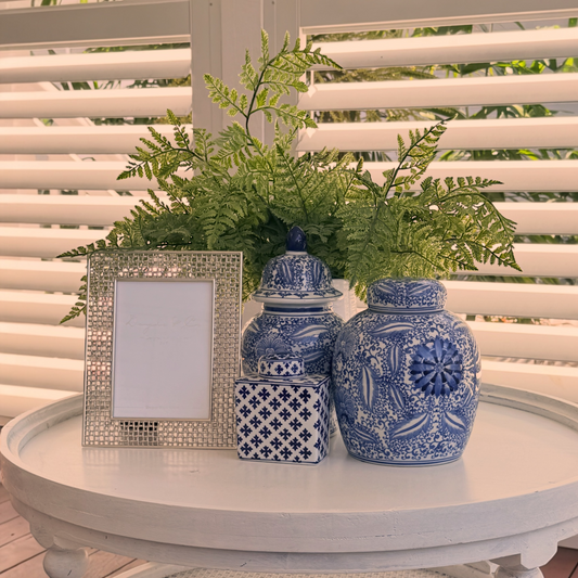 OPEN WEAVE SILVER RAFFLES FRAME 5" x 7"