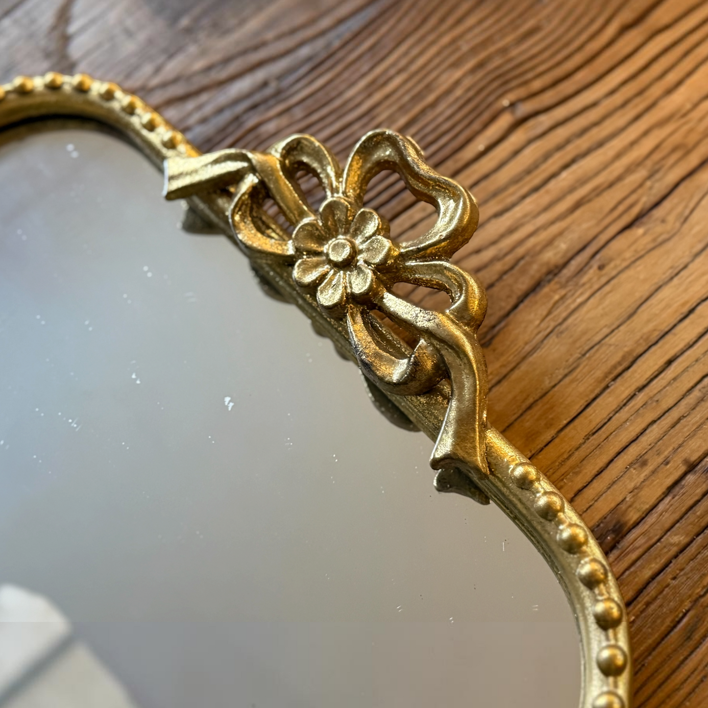 The Luxe Bow Mirror Tray